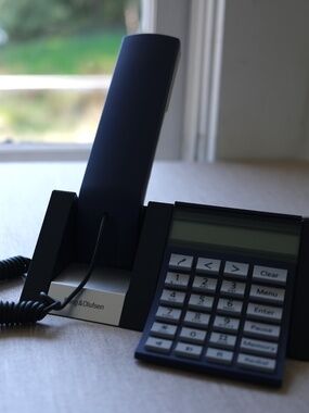 Bang & Olufsen Beocom 2400 Telephone – 1990s Design Classic